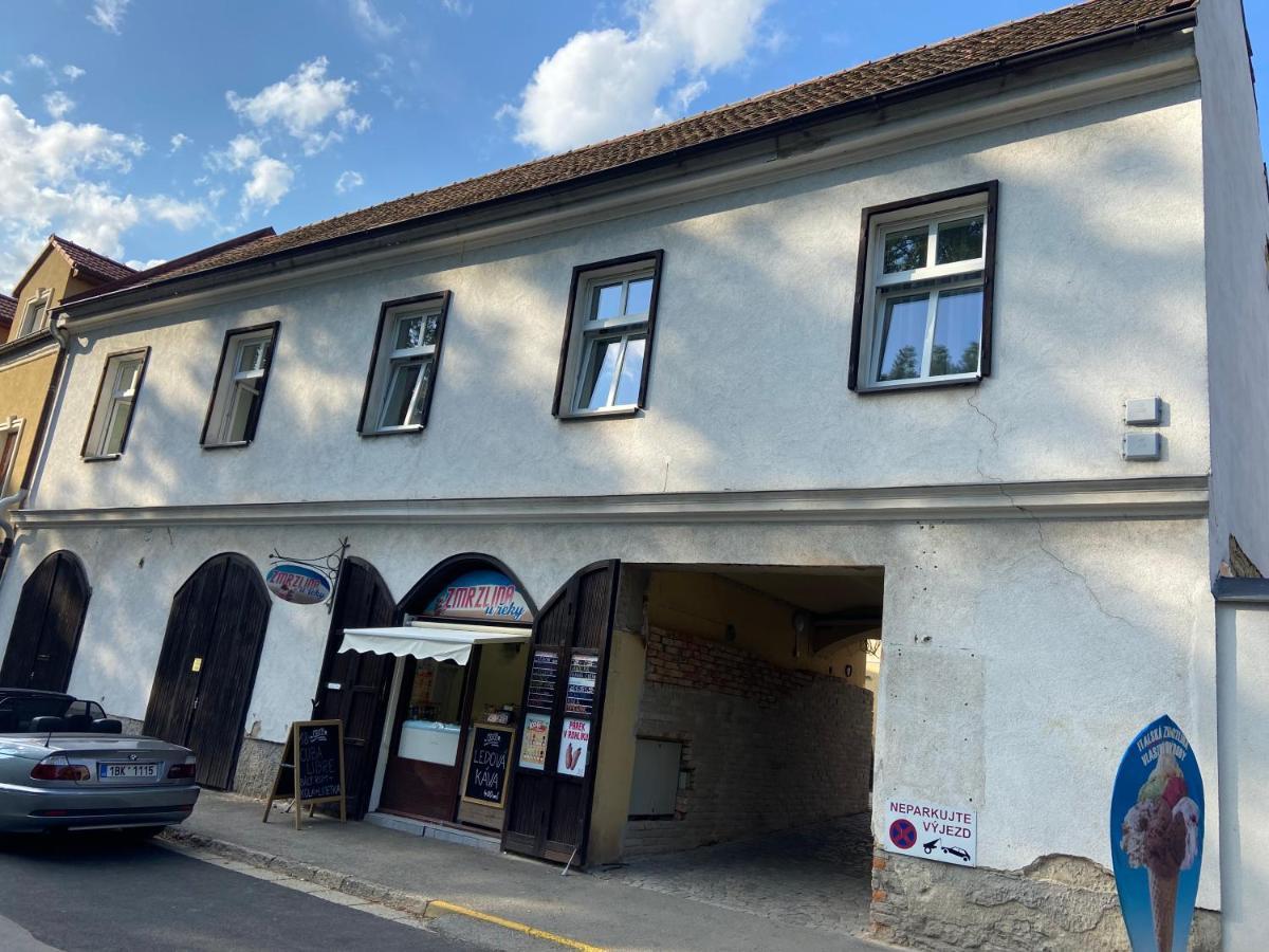 Aparthotel Slezak Litomyšl Εξωτερικό φωτογραφία